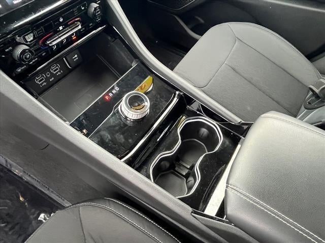 2022 Jeep Grand Cherokee L Laredo 4x4