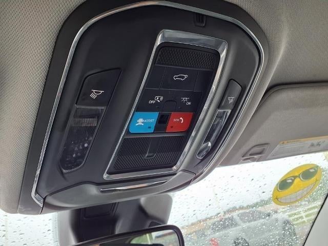 2023 Jeep Grand Cherokee L Laredo 4x4