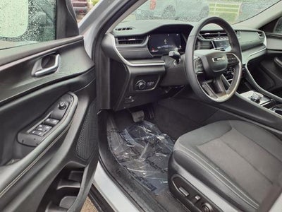 2023 Jeep Grand Cherokee L Laredo 4x4