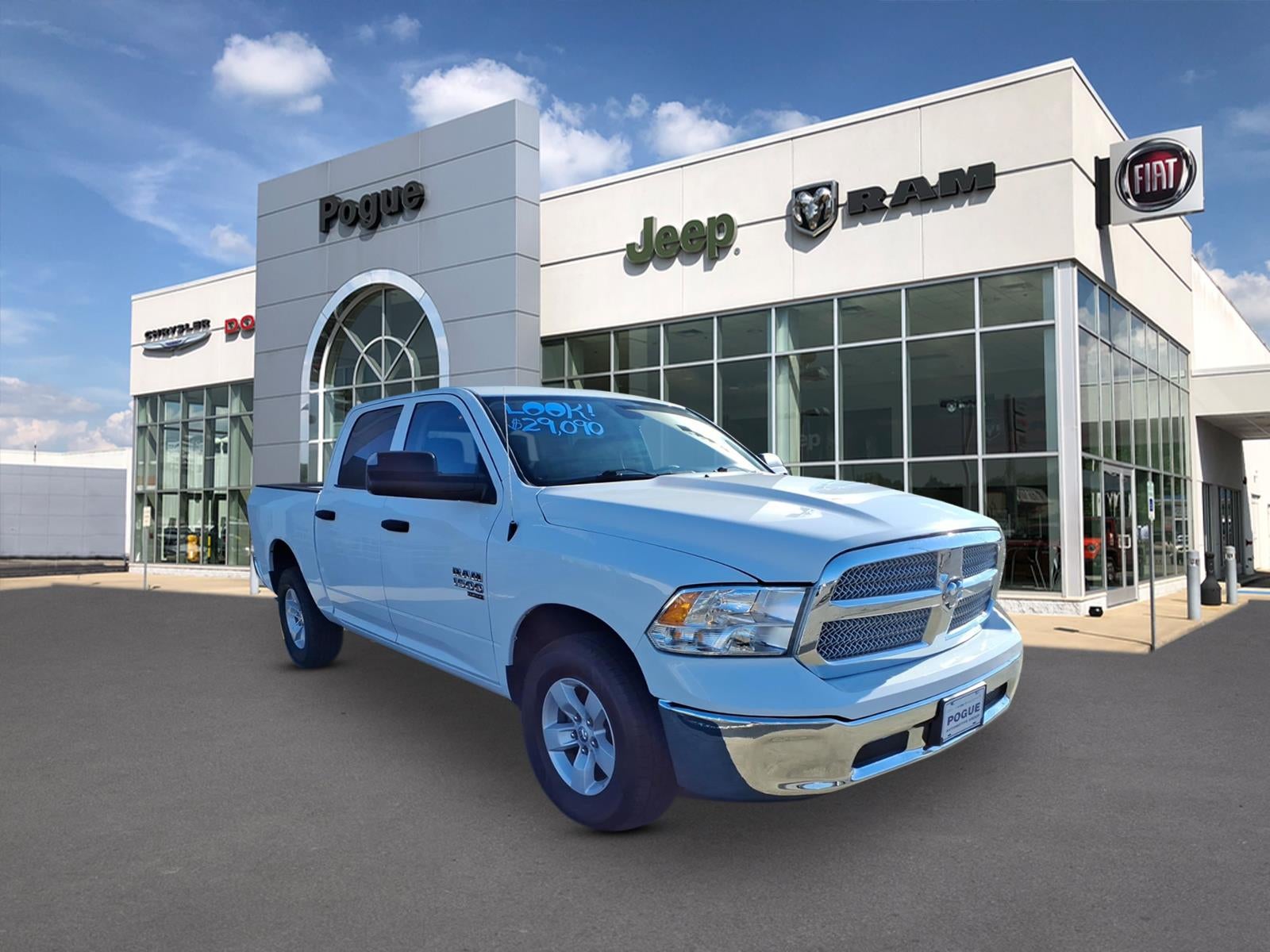2023 RAM 1500 Classic SLT 4x4 Crew Cab 5'7's photo