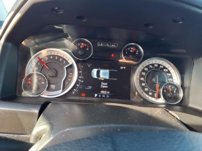 2023 RAM 1500 Classic SLT Crew Cab 4x4 5'7' Box