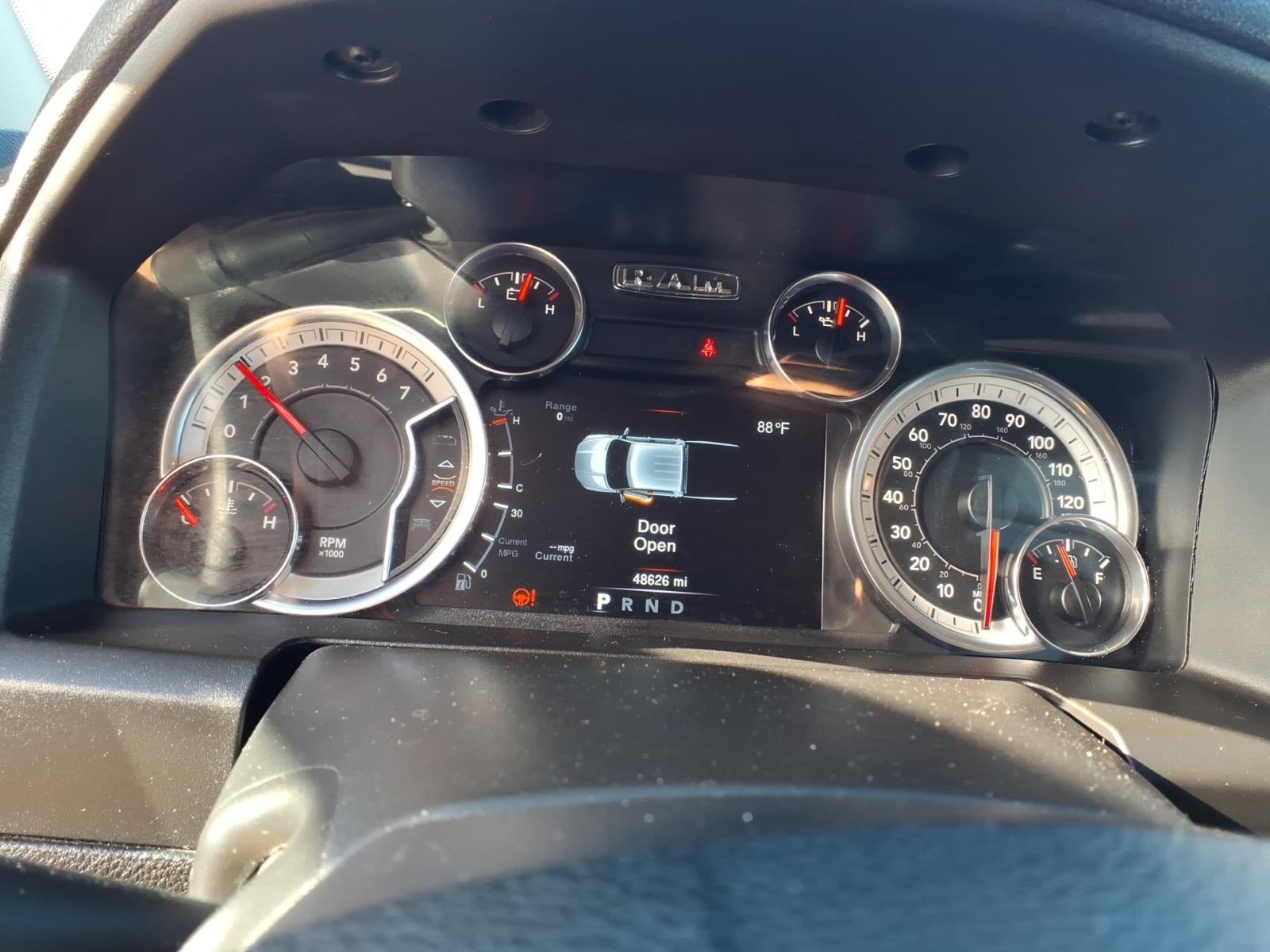 2023 RAM 1500 Classic SLT Crew Cab 4x4 5'7' Box