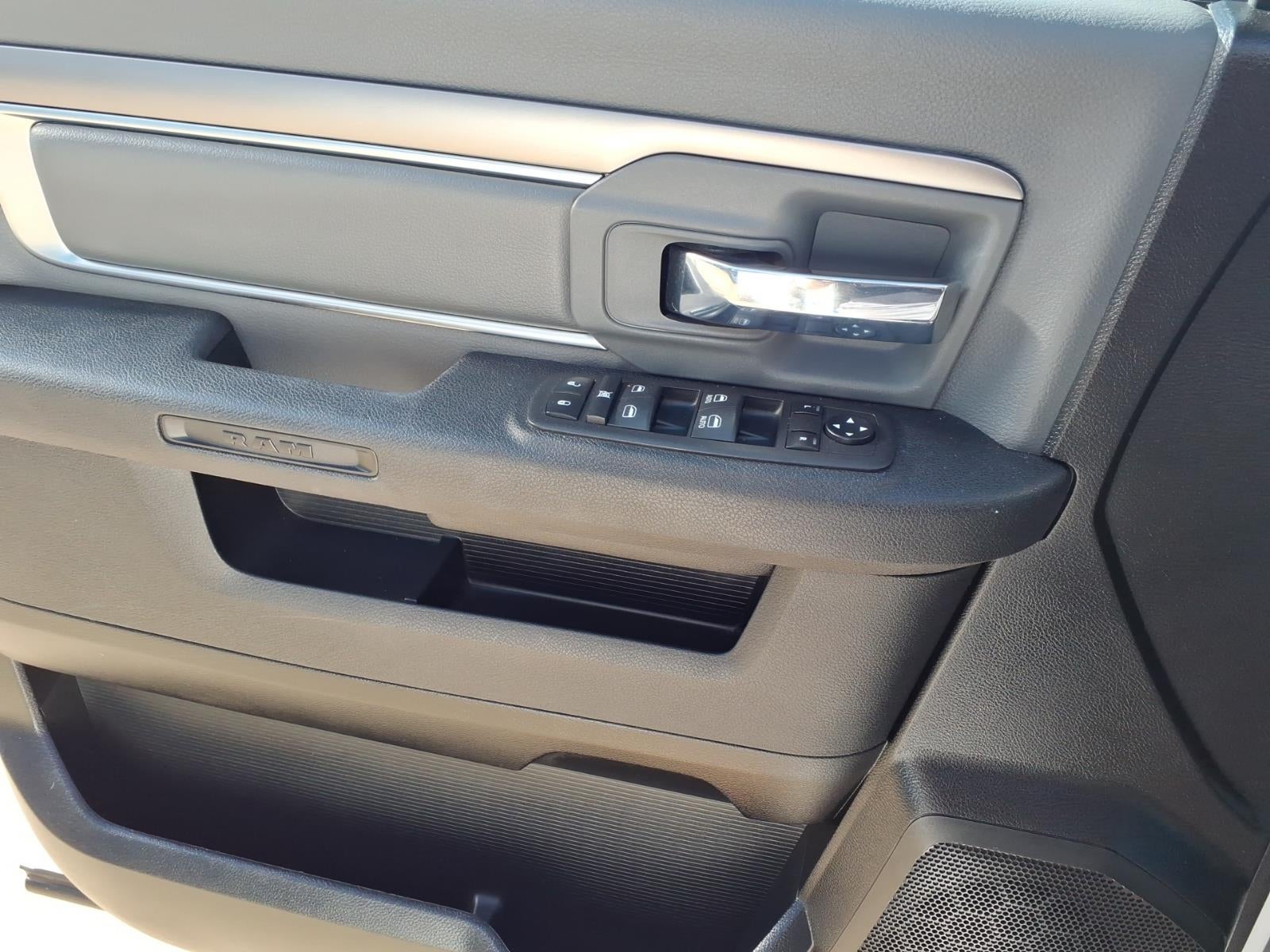 2023 RAM 1500 Classic SLT Crew Cab 4x4 5'7' Box