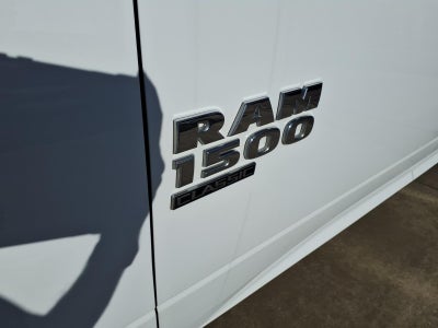2023 RAM 1500 Classic SLT Crew Cab 4x4 5'7' Box