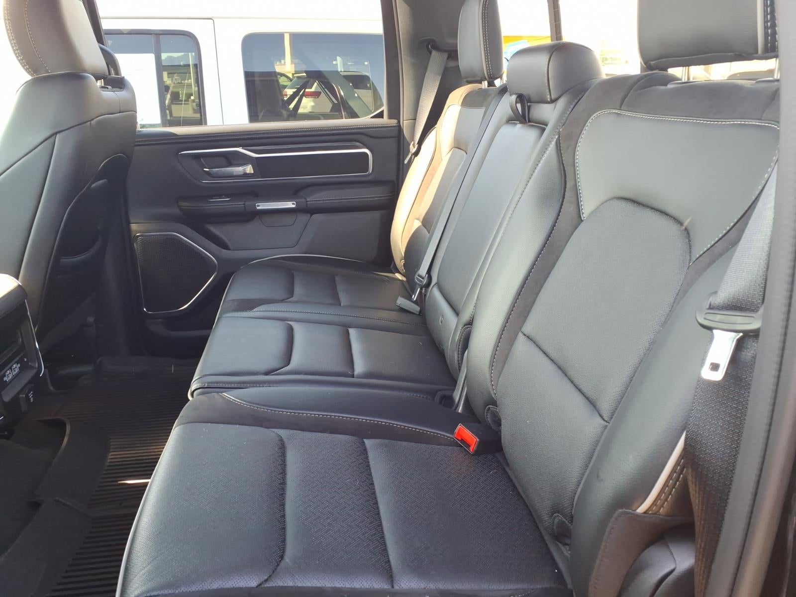 2024 RAM 1500 Laramie Crew Cab 4x4 5'7' Box