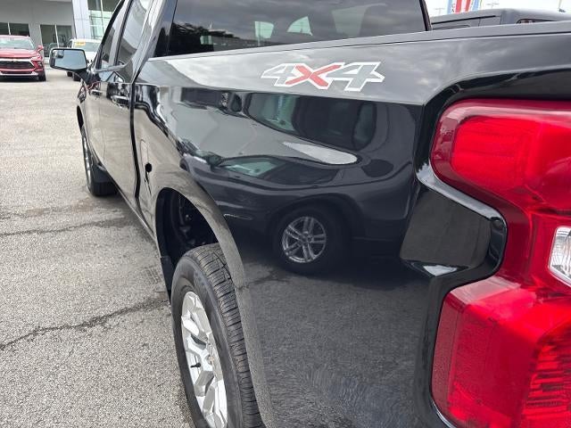 2023 Chevrolet Silverado 1500 4WD Crew Cab Short Bed LT with 2FL