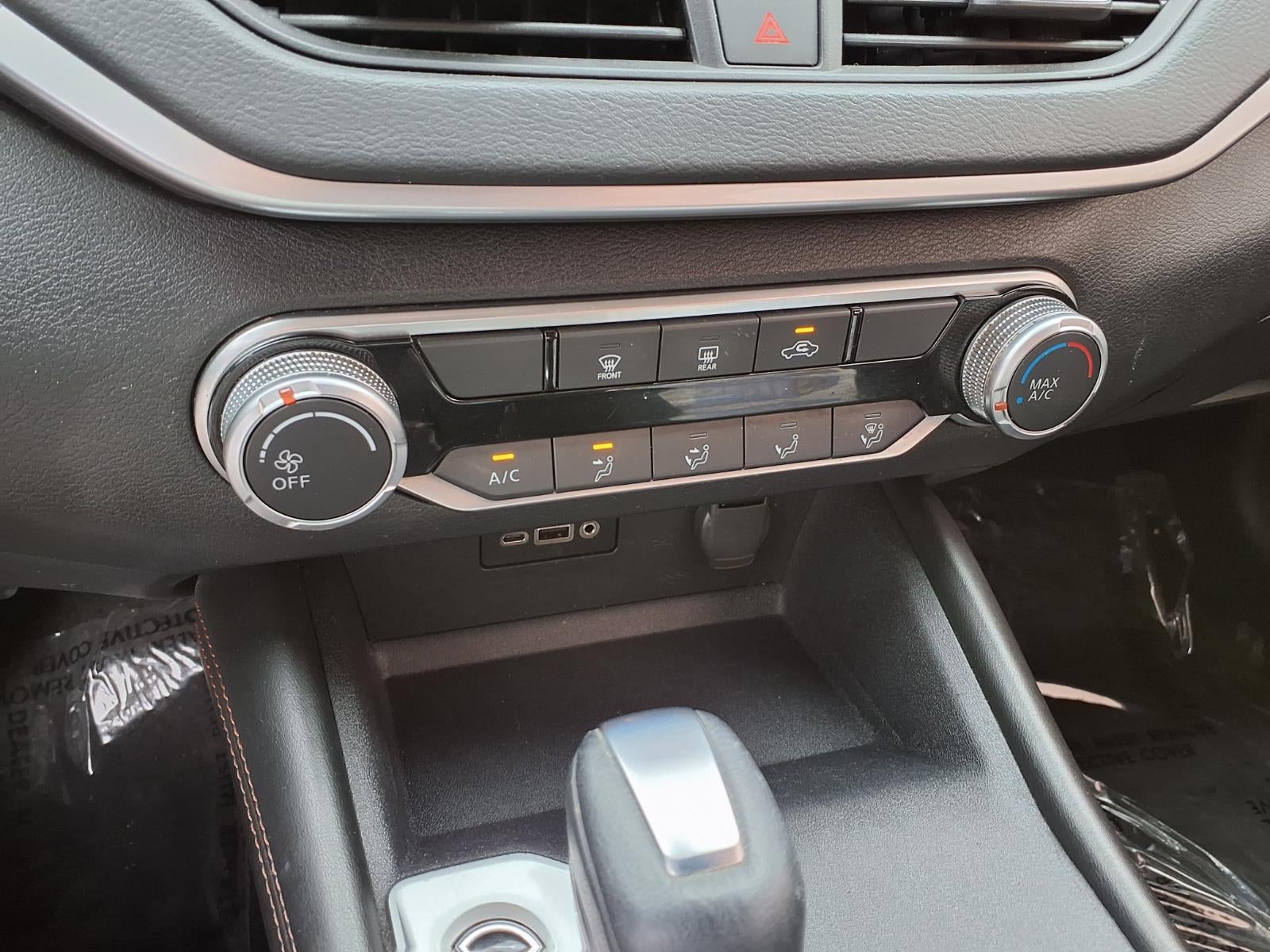 2022 Nissan Altima SR FWD