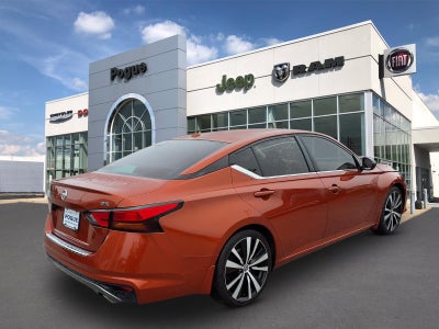 2022 Nissan Altima SR FWD