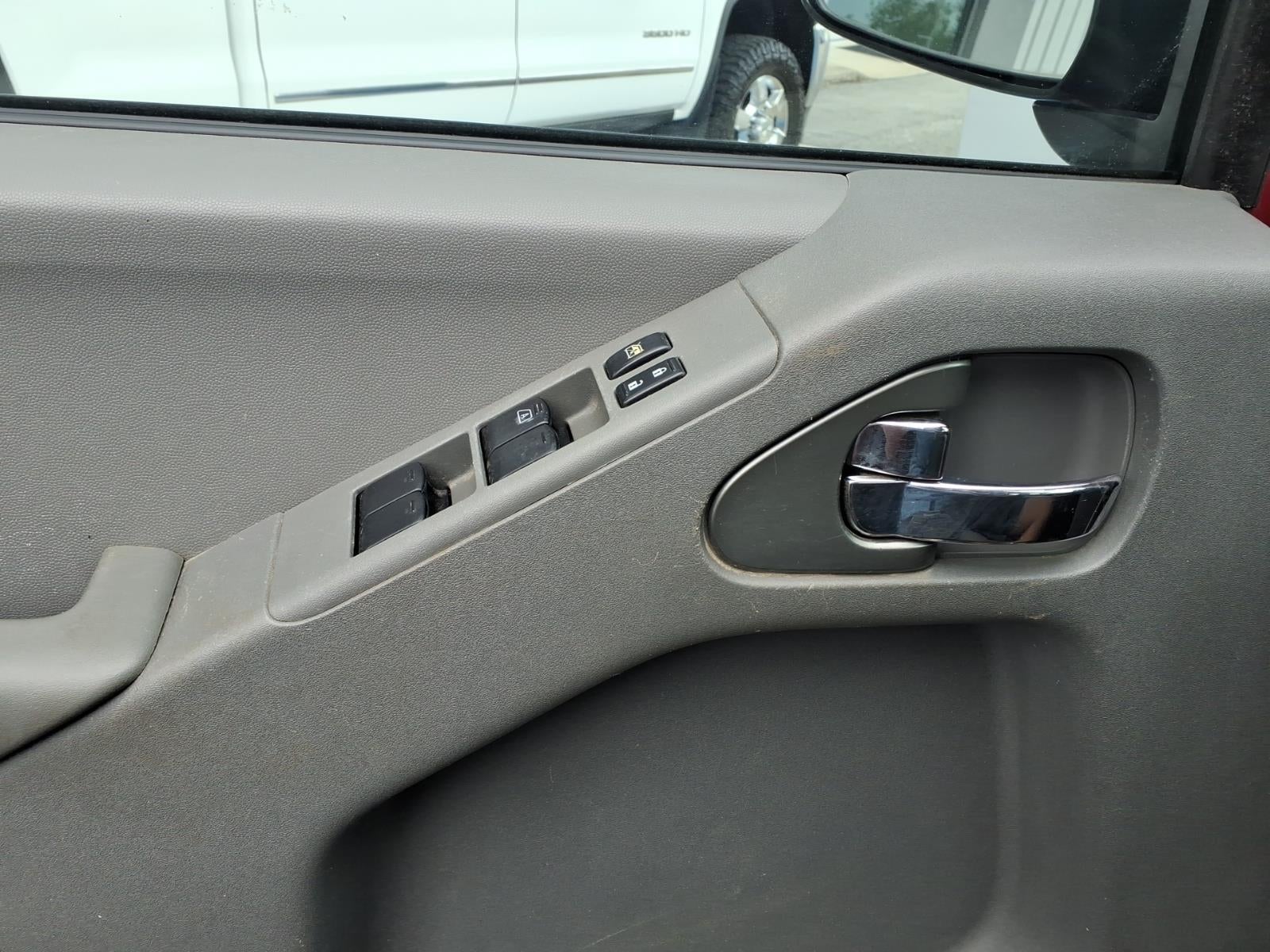 2015 Nissan Frontier SV