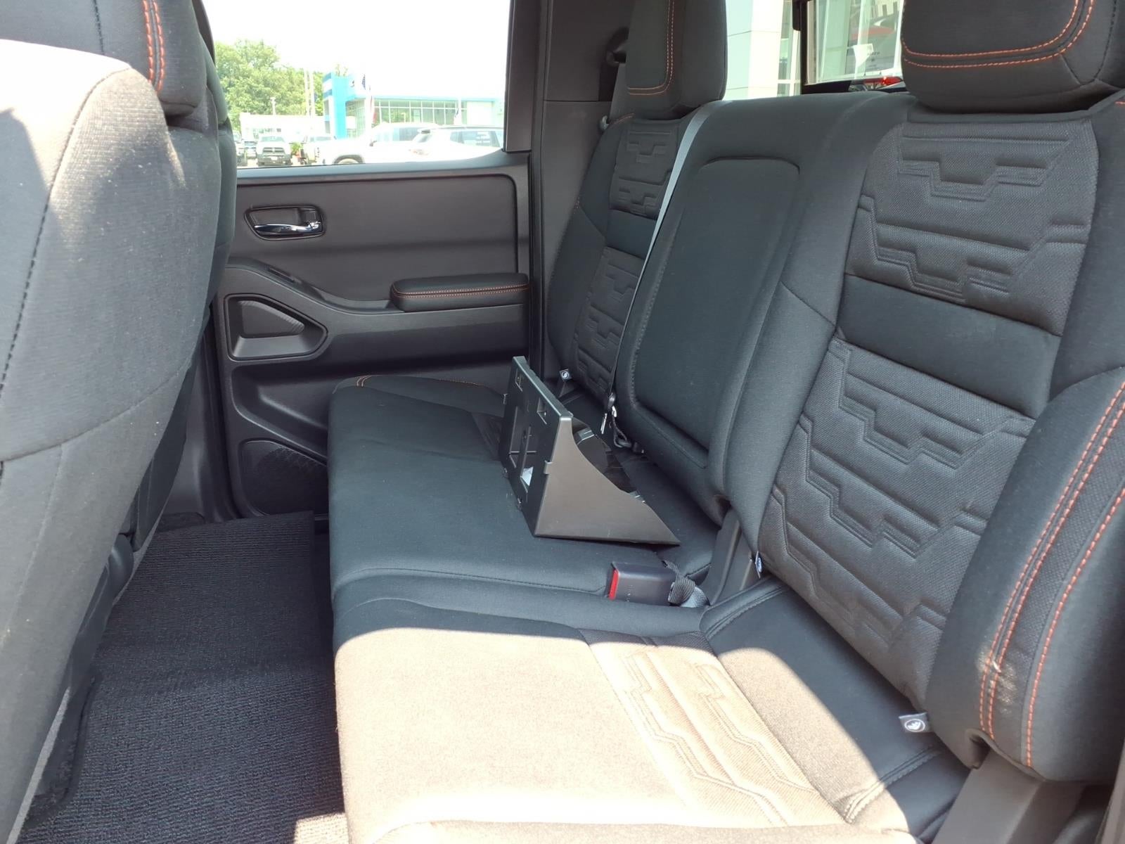 2025 Nissan Frontier Crew Cab PRO-4X 4x4