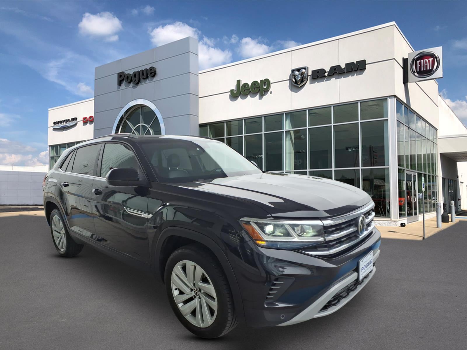 2022 Volkswagen Atlas Cross Sport 3.6L V6 SE w/Tech 4MOTION's photo