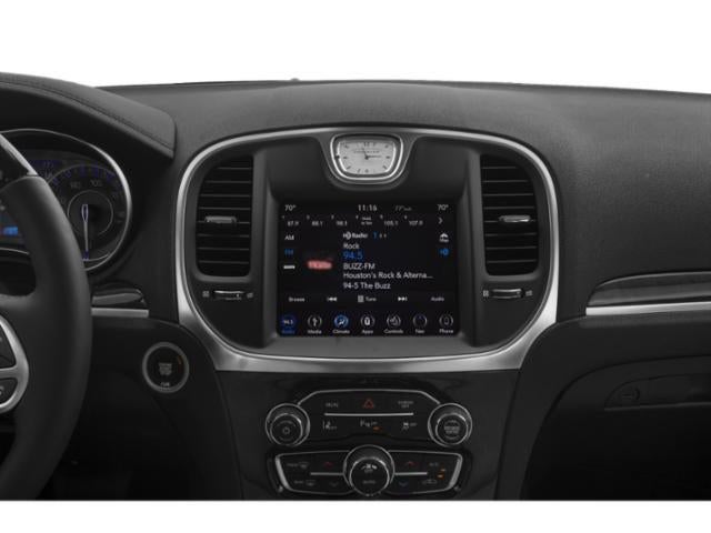 2018 Chrysler 300 Touring