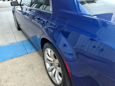2018 Chrysler 300 Touring
