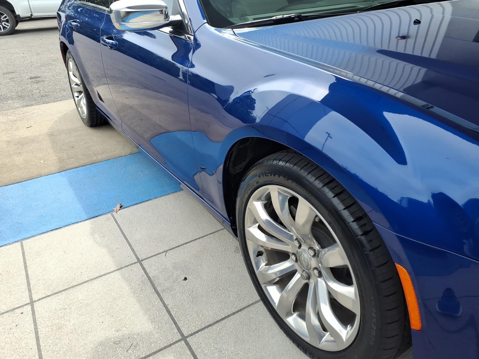 2018 Chrysler 300 Touring