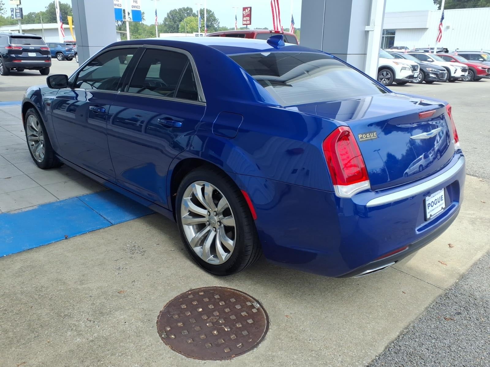 2018 Chrysler 300 Touring