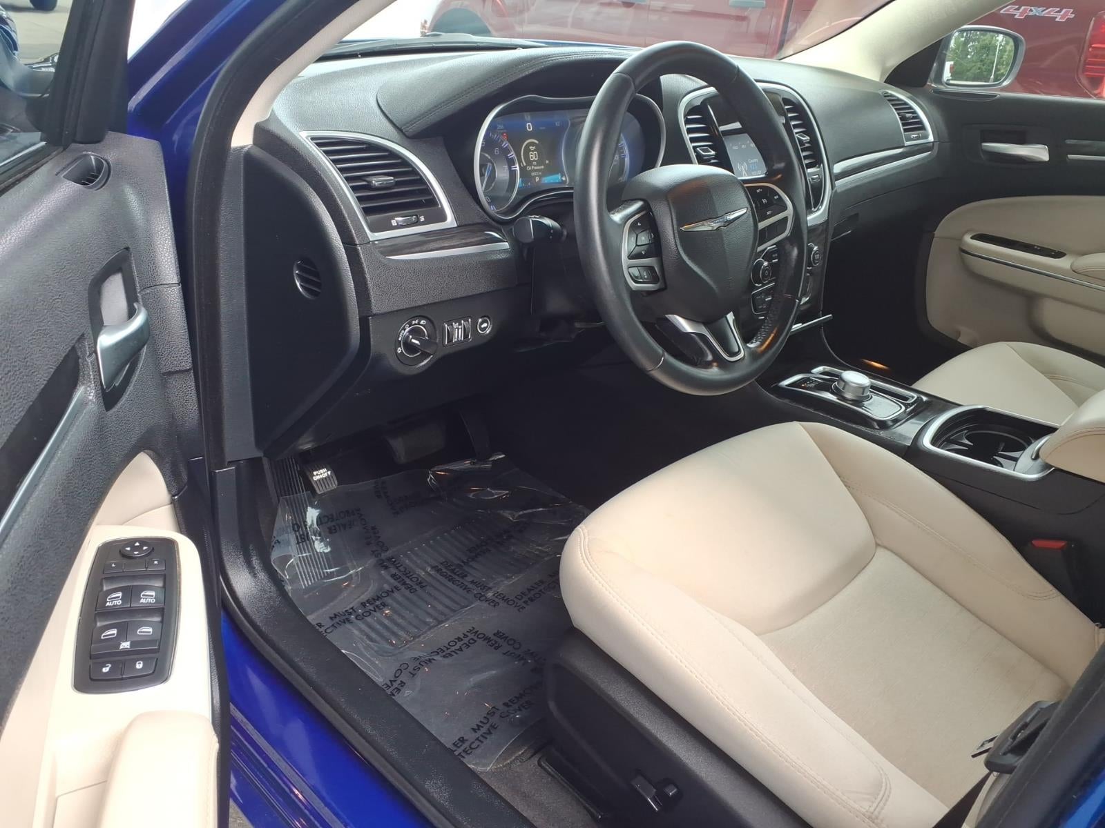 2018 Chrysler 300 Touring
