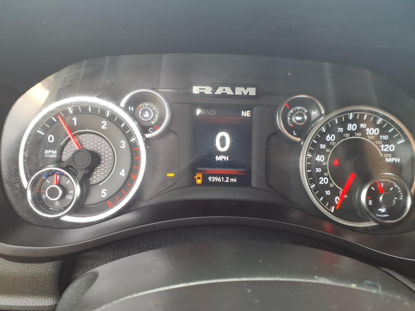 2023 RAM 3500 Tradesman Crew Cab 4x4 8' Box