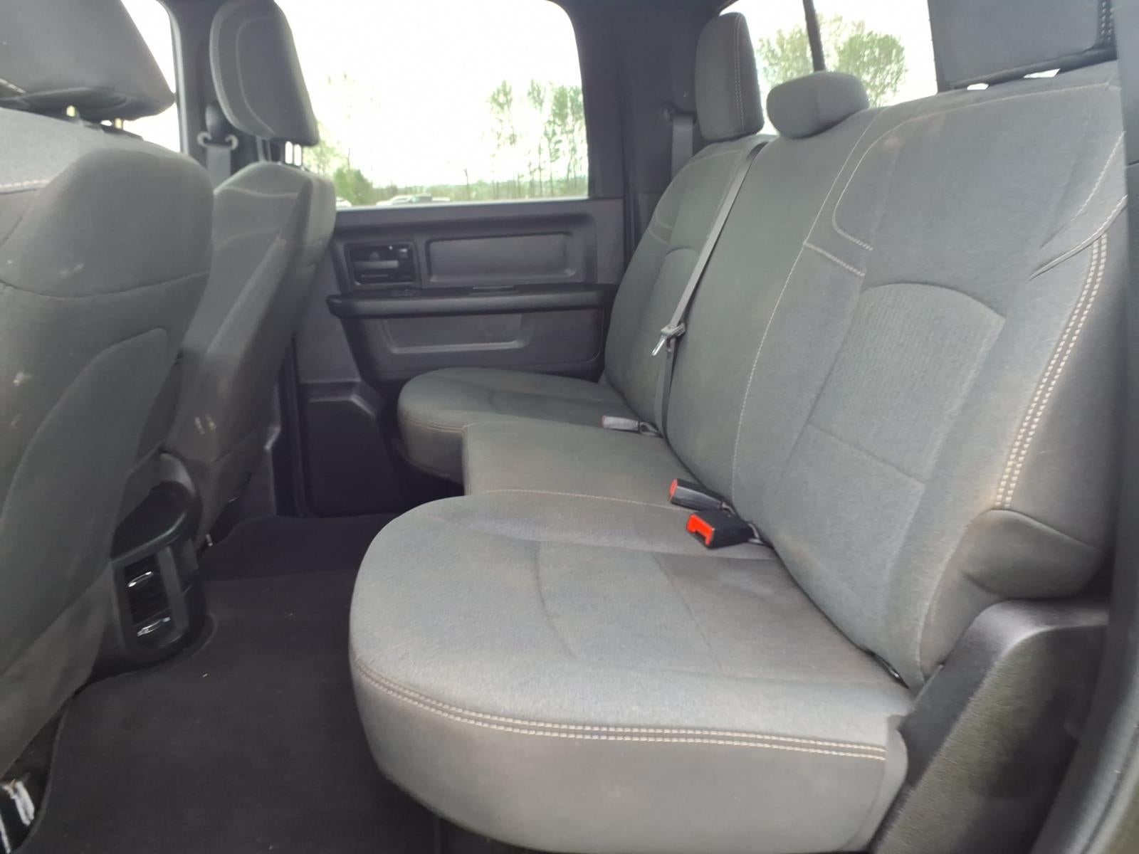 2023 RAM 3500 Tradesman Crew Cab 4x4 8' Box