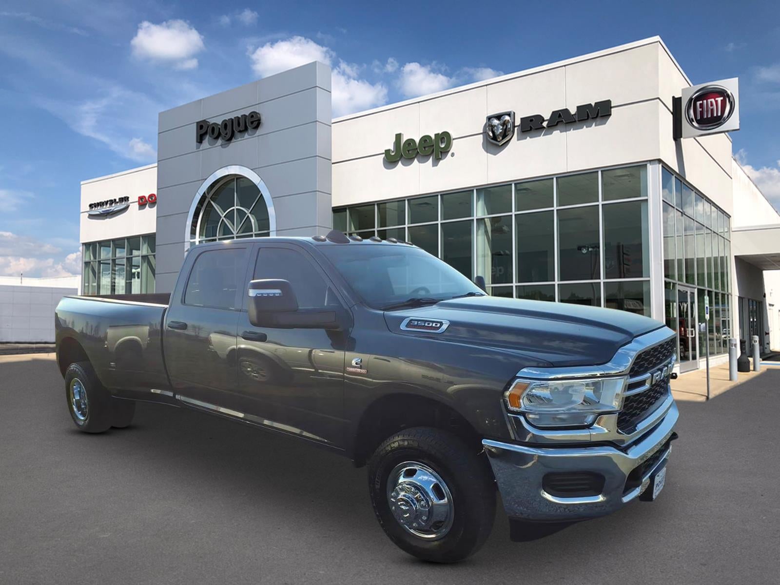 2024 RAM 3500 Tradesman 4X4 Crew Cab LWB's photo