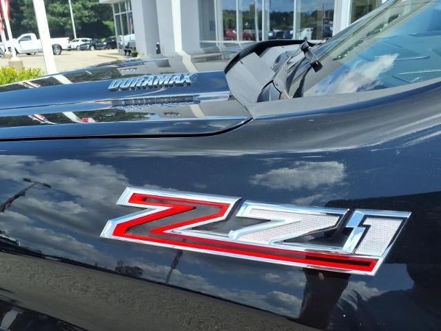 2021 Chevrolet Silverado 1500 4WD Crew Cab Short Bed LTZ