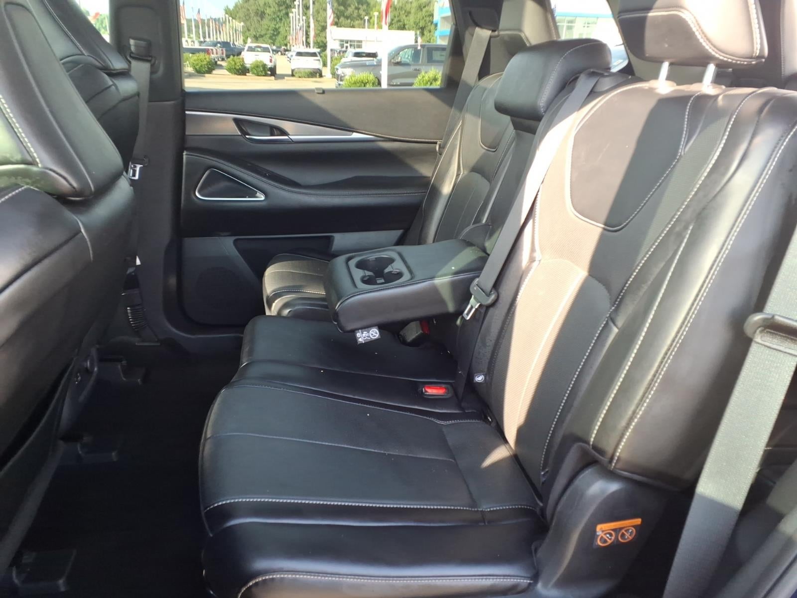 2023 INFINITI QX60 LUXE AWD