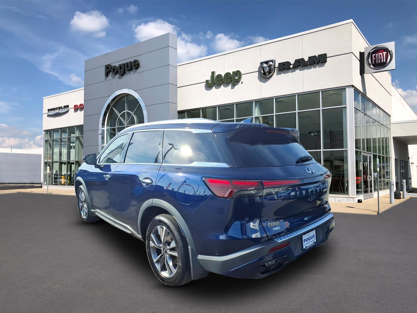 2023 INFINITI QX60 LUXE AWD