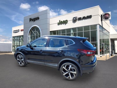 2022 Nissan Rogue Sport SL AWD Xtronic CVT