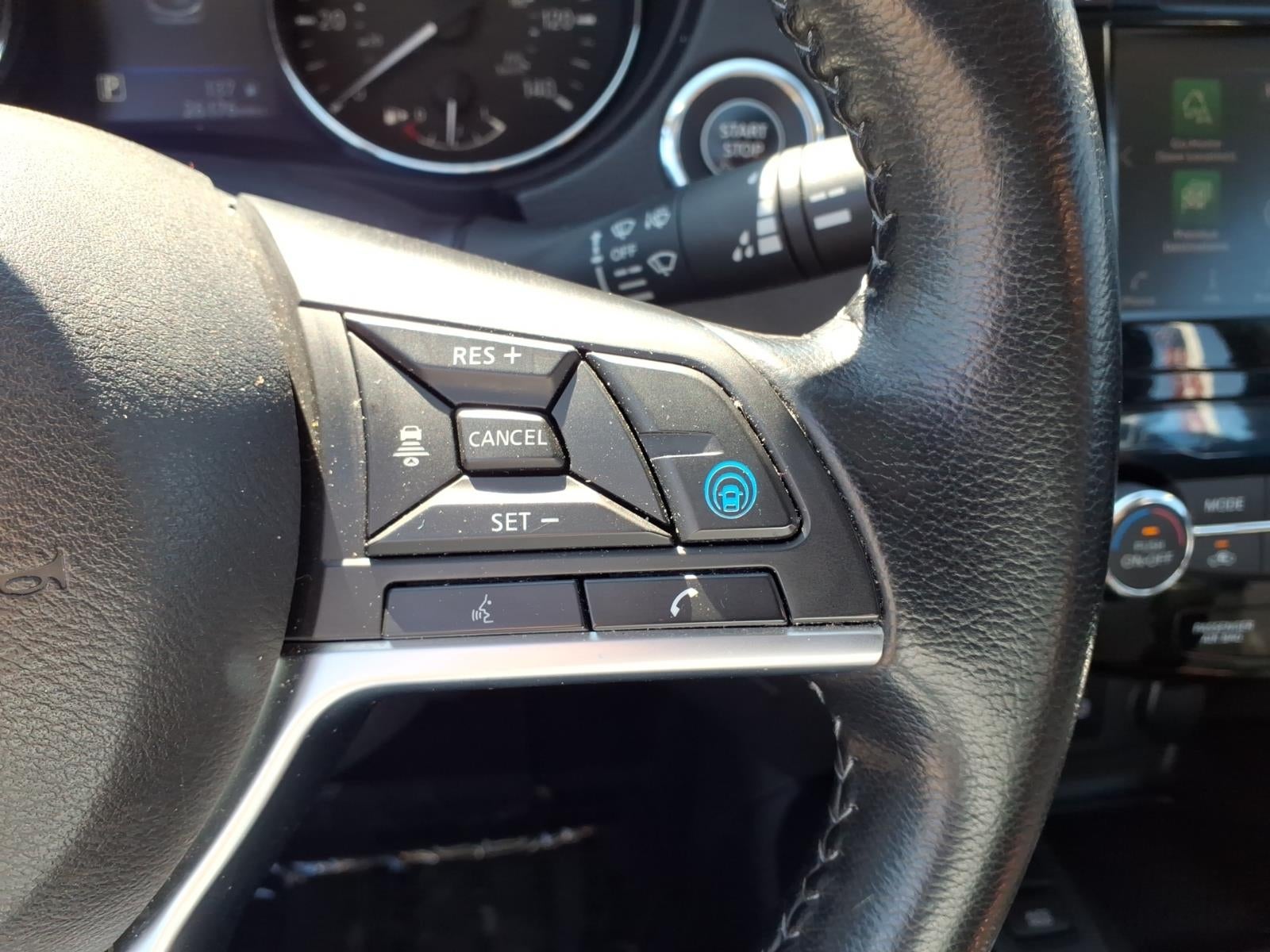 2022 Nissan Rogue Sport SL AWD Xtronic CVT
