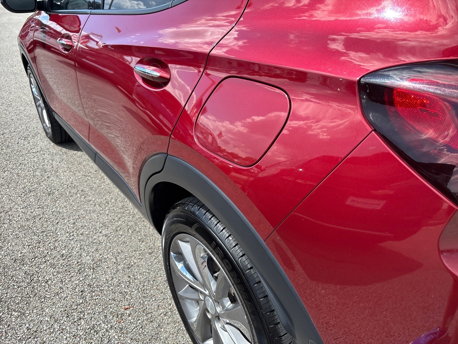 2023 Buick Encore GX Essence FWD