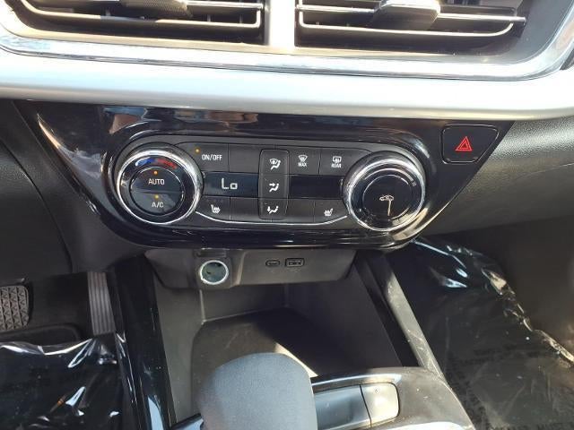 2025 Chevrolet Trax FWD LT