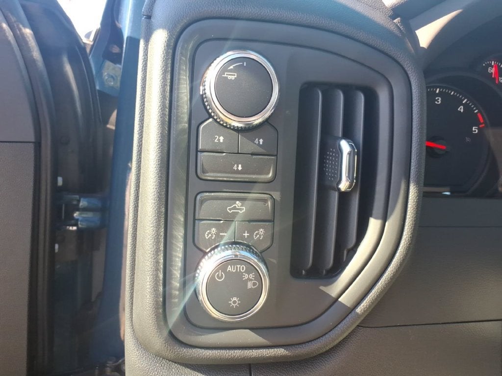 2026 GMC Sierra 3500HD CC Pro