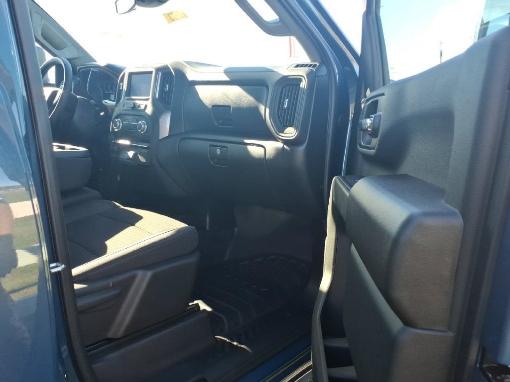 2026 GMC Sierra 3500HD CC Pro