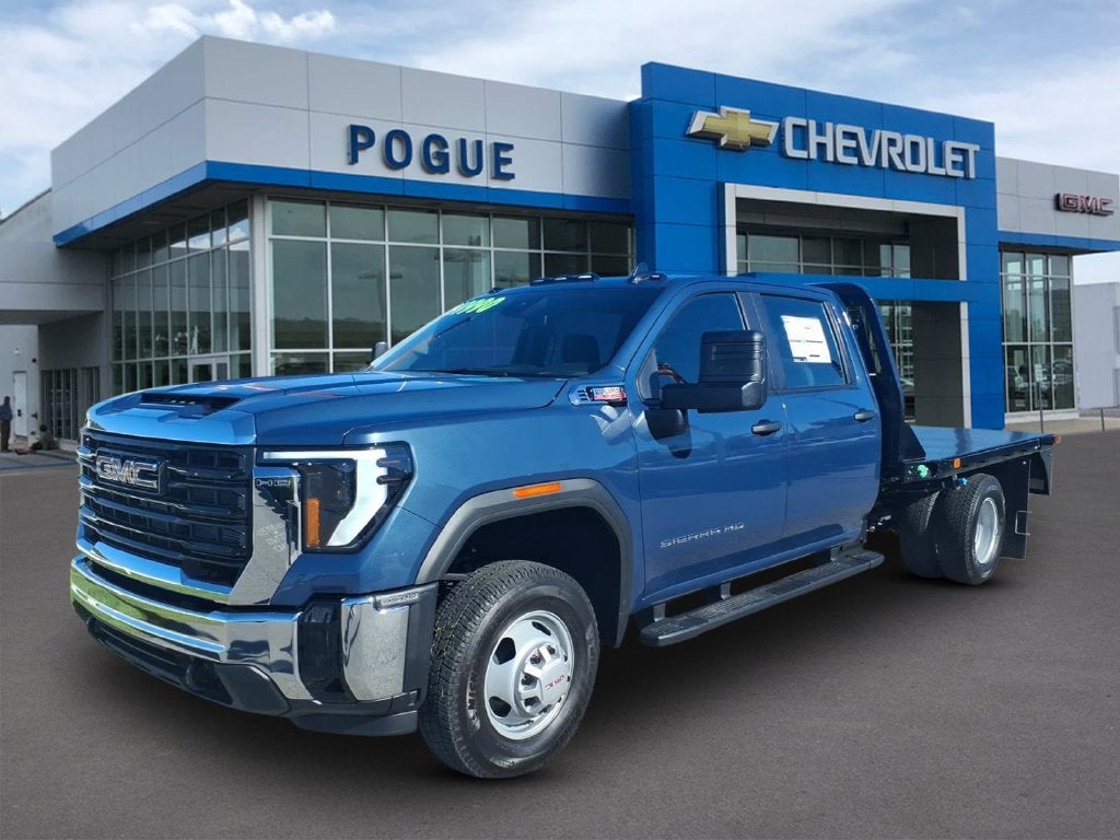 2026 GMC Sierra 3500HD CC Pro