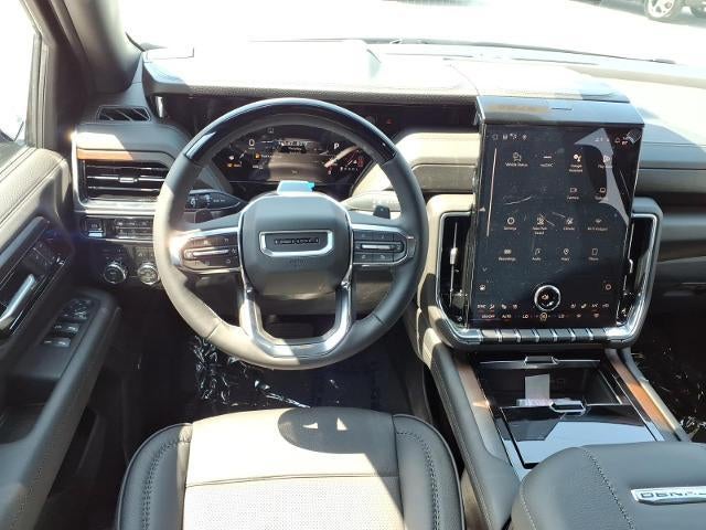 2026 GMC Yukon Denali - Photo 18