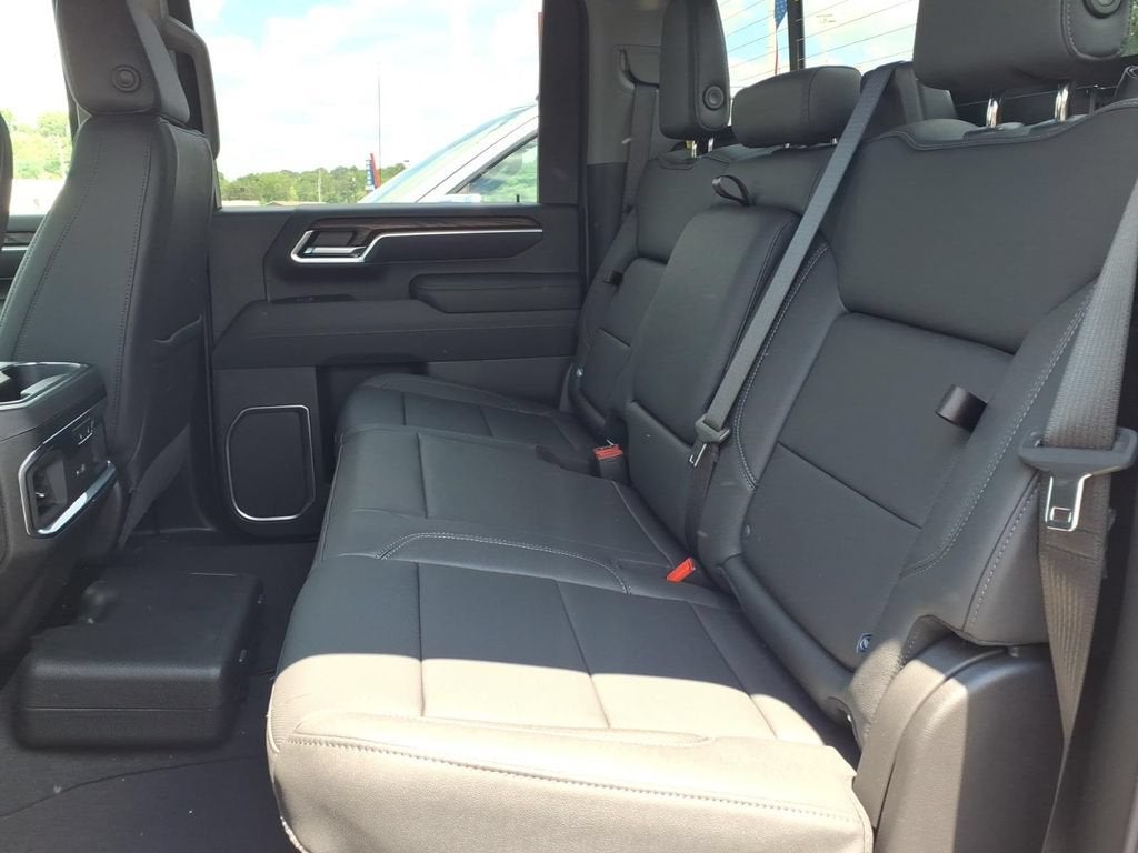 2026 GMC Sierra 2500HD SLT