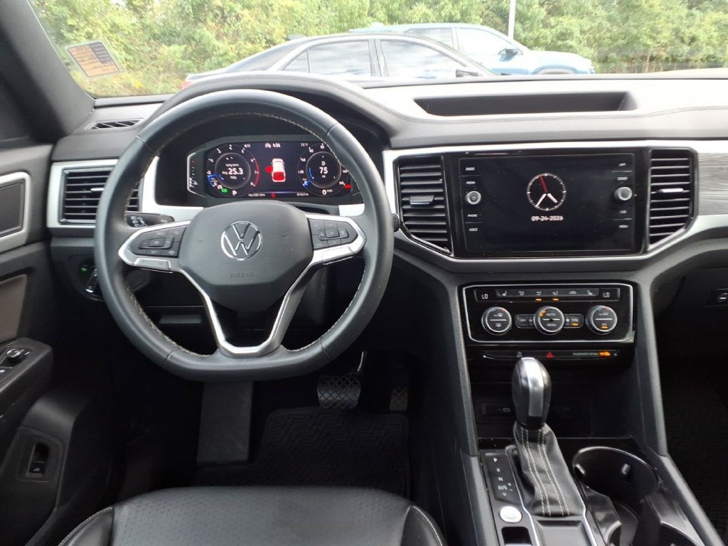 2022 Volkswagen Atlas Cross Sport 2.0T SE w/Technology
