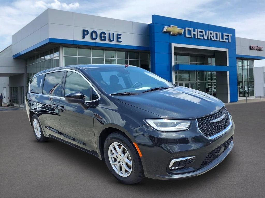 2023 Chrysler Pacifica Touring