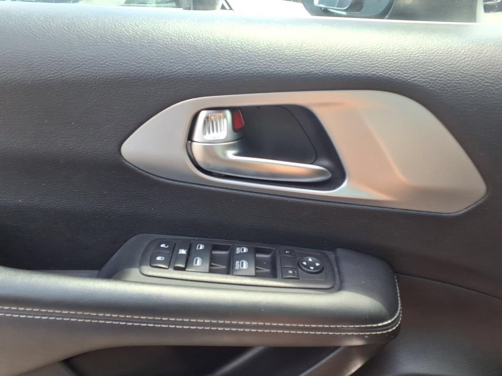2023 Chrysler Pacifica Touring