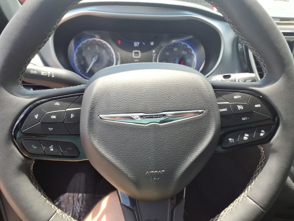 2023 Chrysler Pacifica Touring