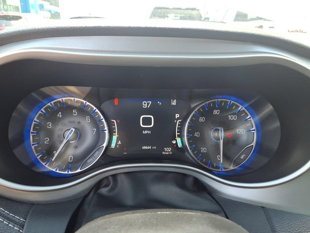 2023 Chrysler Pacifica Touring