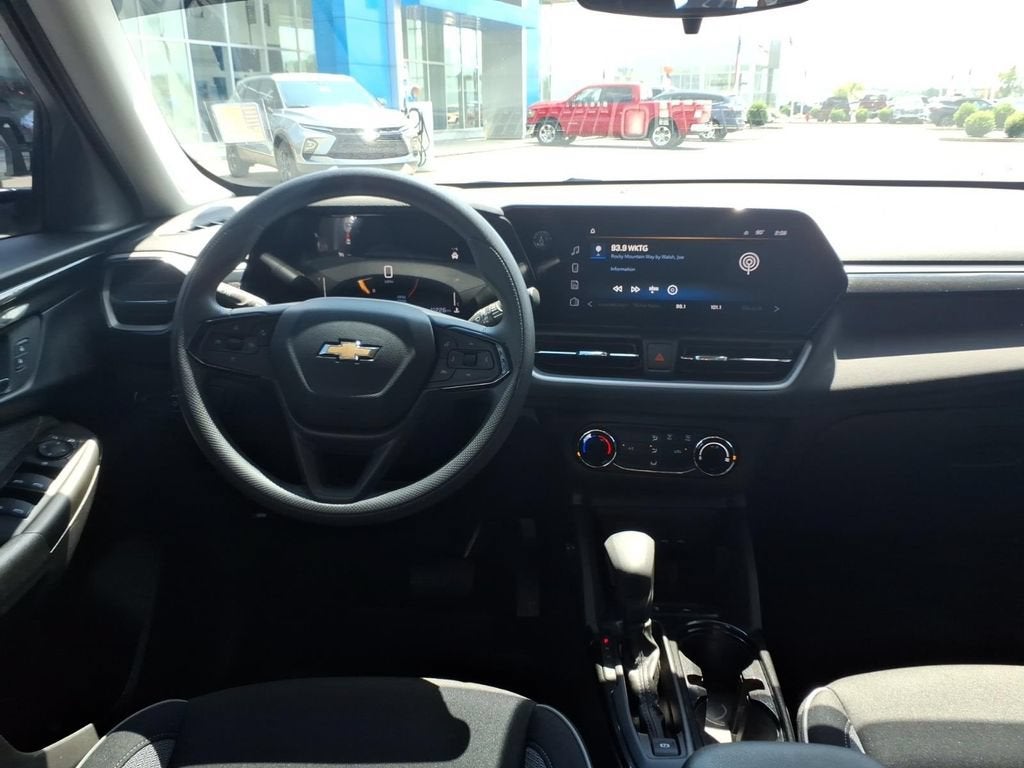 2025 Chevrolet Trailblazer LS
