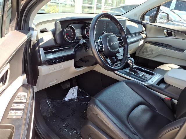 2024 Kia Carnival LX