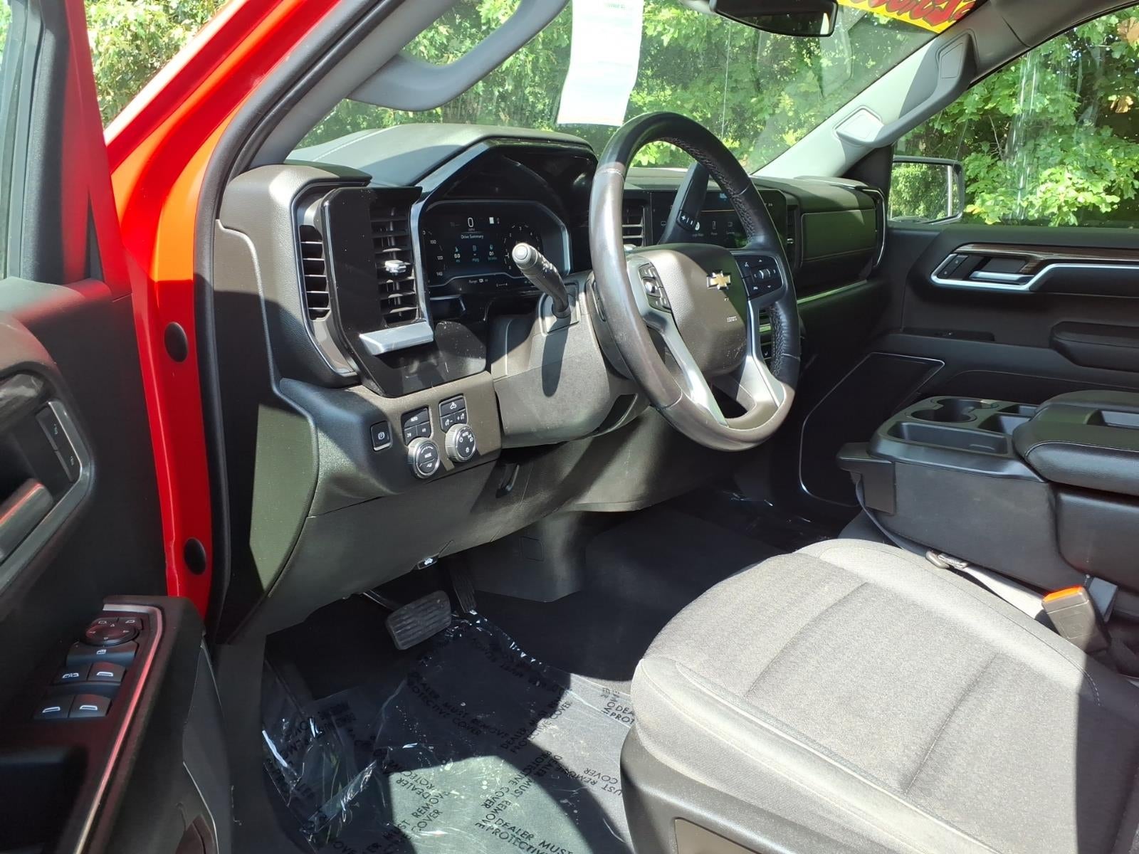 2022 Chevrolet Silverado 1500 LT LT1